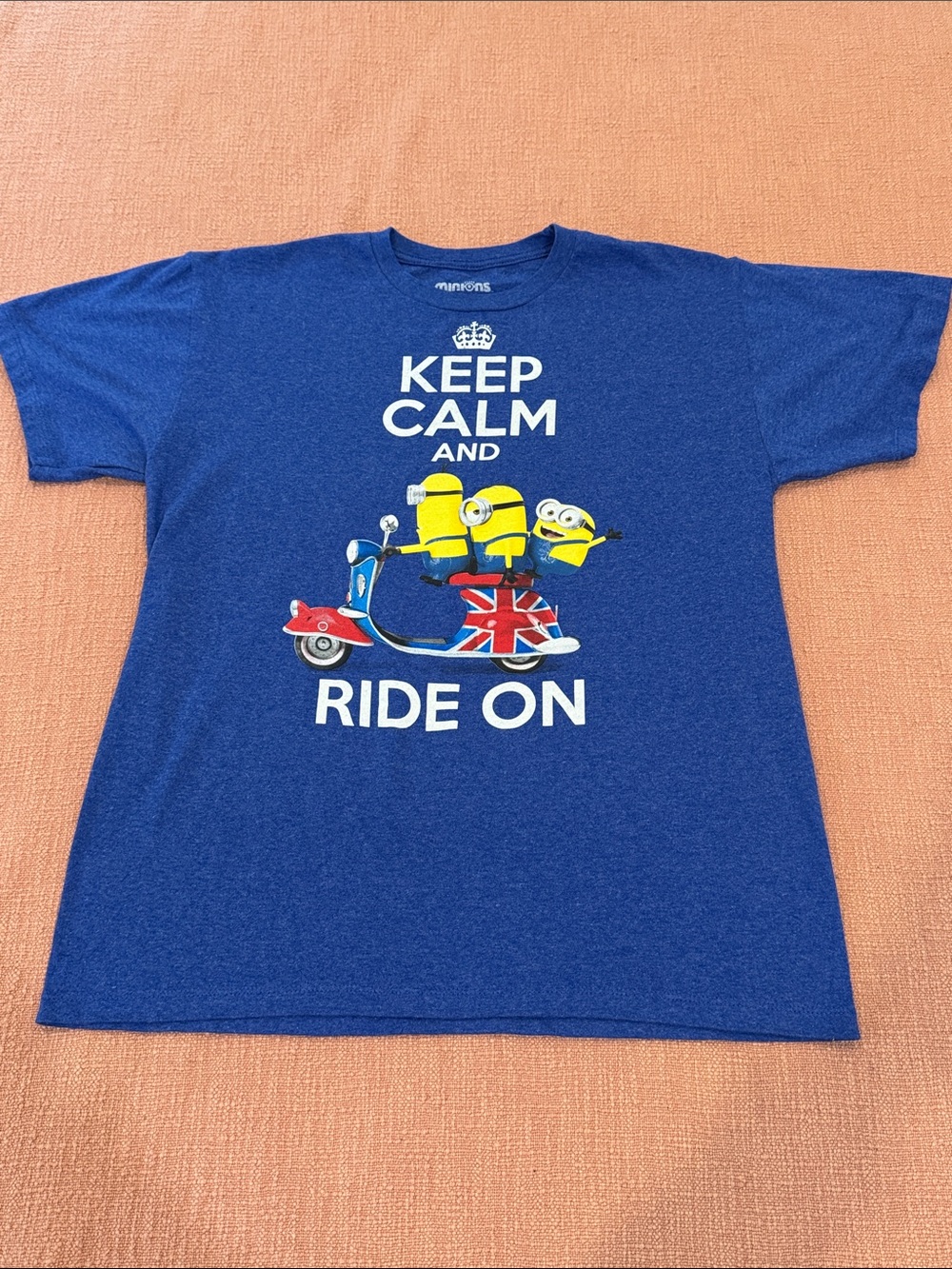 Minions teen size XL 'Keep Calm and Ride On' Minions Graphic t-shirt